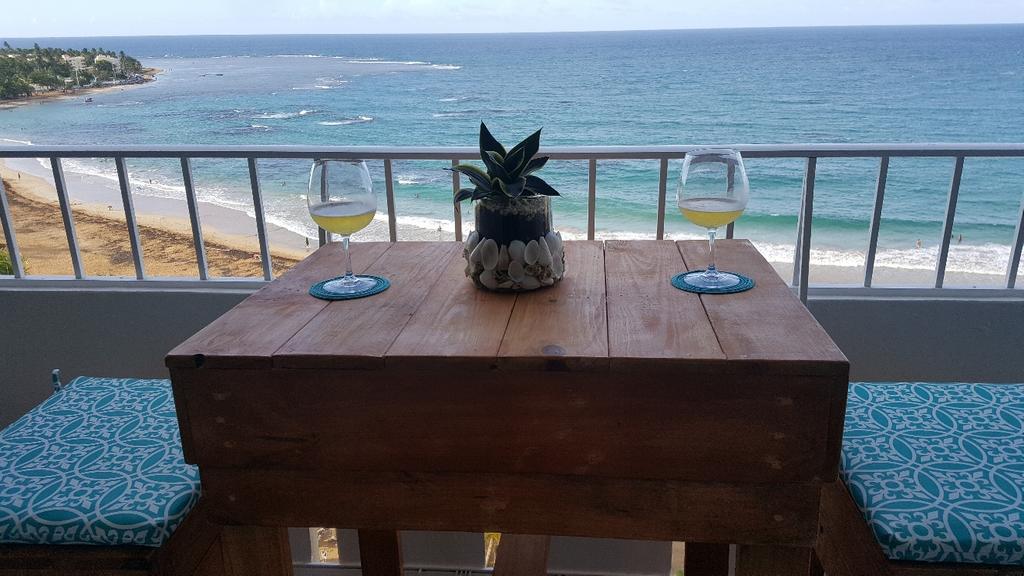 Beach Front Apartment In 卢基约 外观 照片